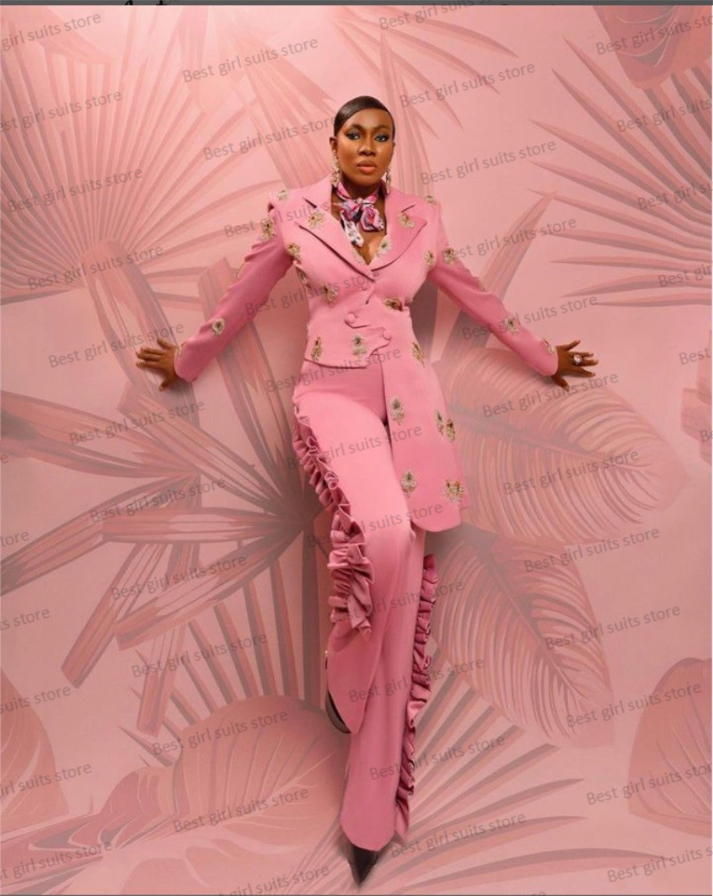 Women Formal Wear Trousers - ชุดสูทเบลเซอร์ + กางเกงผู้ชายขาสามส่วน2ชิ้นสำหรับงานแต่งงานสีชมพูเสื้อโค้ทลูกปัดชุดงานพรอมสำหรับแขกทางการ