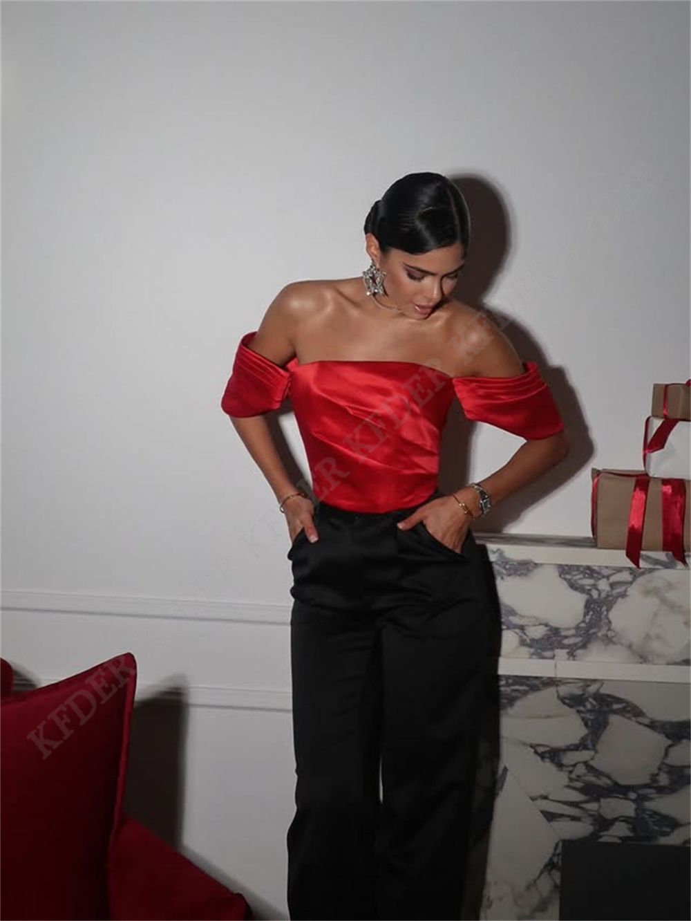 เสื้อเปิดไหล่ผ้าซาตินสำหรับผู้ - Women Formal Blouses For Evening Wear บทวิจารณ์และราคา
