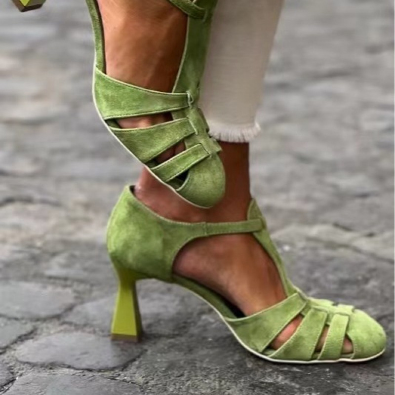 รองเท้าส้นเตี้ยแบบ T-Strap สีเ - Kitten Heel Women บทวิจารณ์และราคา